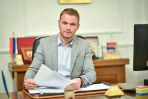 „MNOGE VAŽNE ODLUKE ČEKAJU“ Stanivuković ponovo pozvao da se što prije održi sjednica Skupštine grada