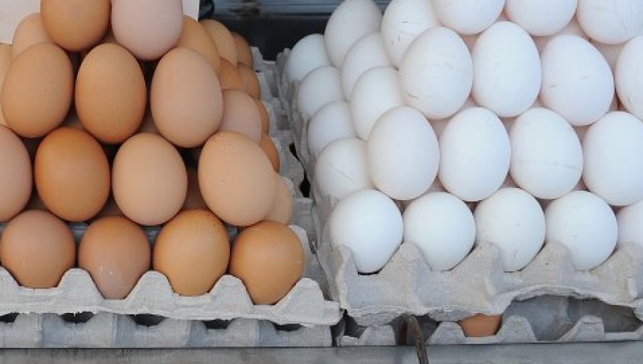 POSTOJE DVIJE VRSTE: Da li znate u čemu je razlika između braon i bijelih jaja?