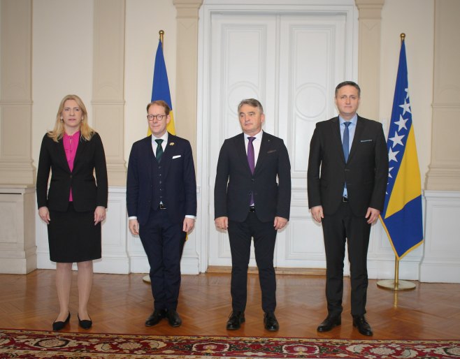 DOBRE POLITIČKE ODNOSE NE PRATE EKONOMSKI: Članovi Predsjedništva BiH na sastanku sa ministrom inostranih poslova Kraljevine Švedske