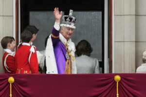 RAOTKRIO GA BIVŠI BATLER: Kralj Čarls planira abdikaciju?
