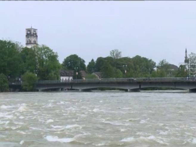 KRITIČNO U BOSANSKOJ KRUPI, BIHAĆU I SANSKOM MOSTU:  Alarmantno i u Hrvatskoj