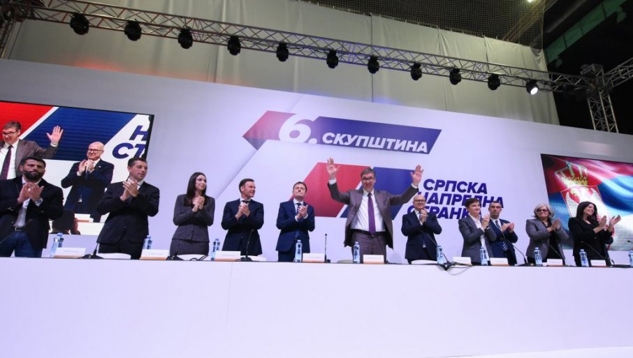 IZBORNA SKUPŠTINA SNS-a: Vučić predložio Vučevića za predsjednika stranke