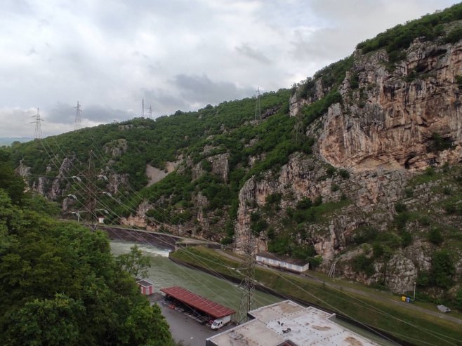 DA BRANA NE PUKNE: Zbog visoke akumulacije HE Bočac kontrolisano ispušta vodu