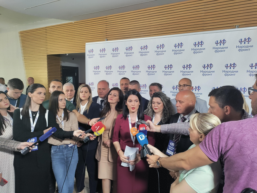 PARLAMENTARNA STRANKA SA TRI NARODNA POSLANIKA: Jelena Trivić ozvaničila rad Narodnog fronta