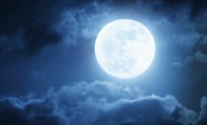BURNA OSJEĆANJA: Evo šta još donosi pun Mjesec u Blizancima u ponedjeljak