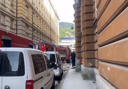 NA SVU SREĆU NEMA POVRIJEĐENIH: Ugašen požar na zgradi KPZ Sarajevo (VIDEO)