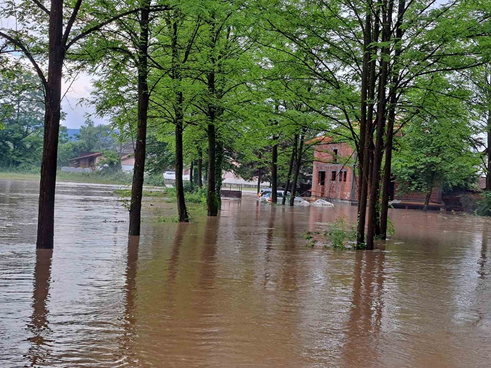 KIŠA NAPRAVILA VELIKU ŠTETU: Poplavljena domaćinstva na području Teslića (FOTO)