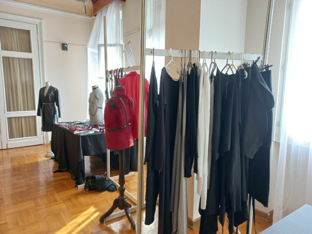 СВА ЛИЦА МОДЕ: Ево шта нуди showroom Црвеног салона „Creative & Fashion Industry“ модне манифестације (ФОТО/ВИДЕО)