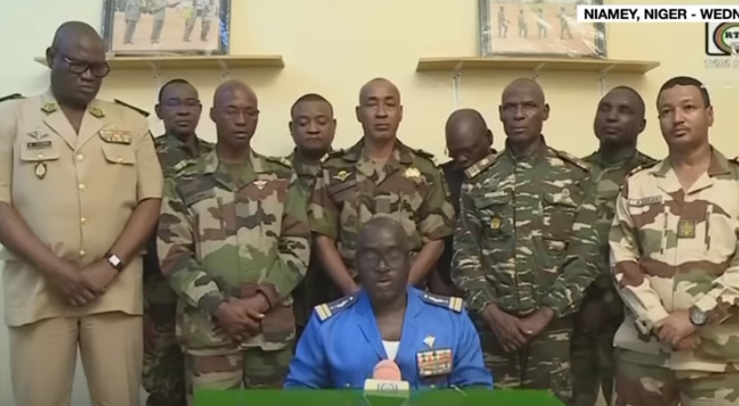 RASPUŠTEN USTAV ZEMLJE: Vojska izvela državni udar u Nigeru (VIDEO)