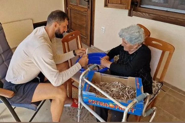 IMA PREČIH OBAVEZA: Nikola Mirotić čisti boraniju dok se za njega „otima“ pola Evrope