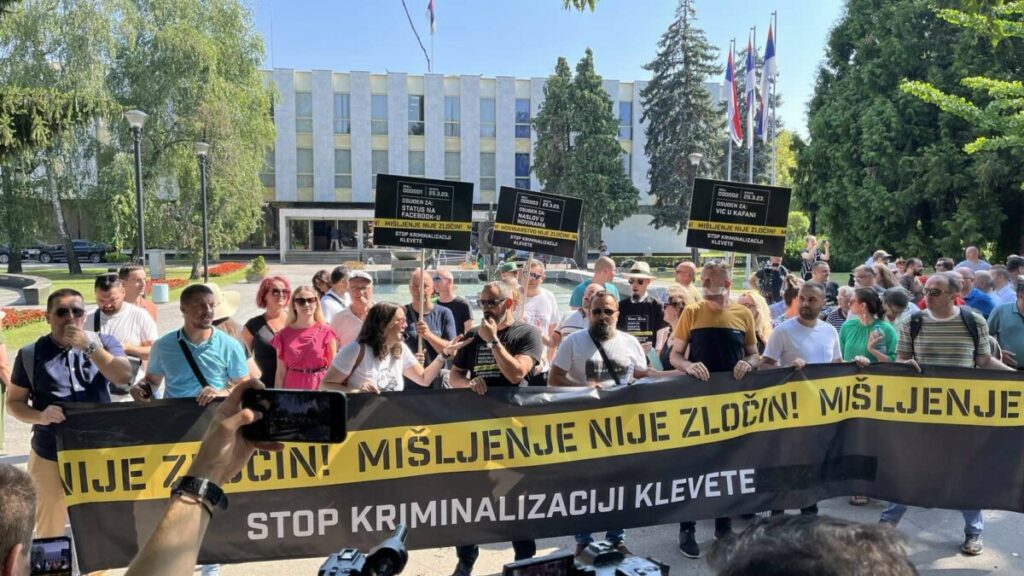 „КОРАК УНАЗАД“ Експерти УН забринути због криминализације клевете у Српској
