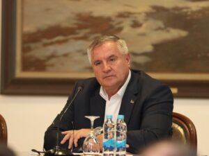 “NASTAVIĆEMO SA ISPLATOM BORAČKIH PRIMANJA” Višković o odluci Ustavnog suda Srpske