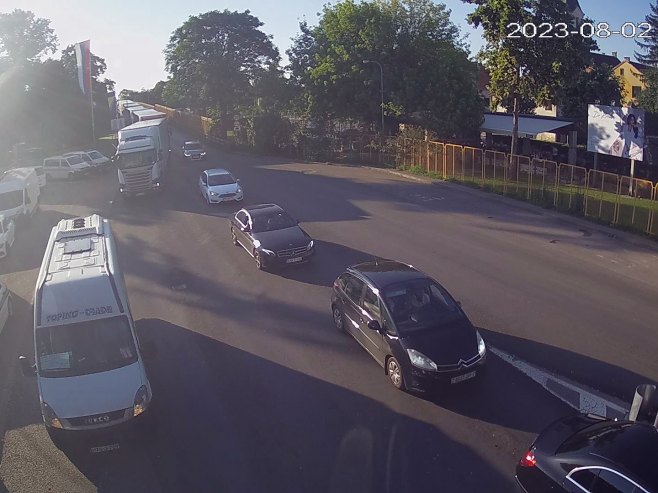 VOZAČI OPREZ: Pojačana frekvencija vozila i na izlazu iz BiH