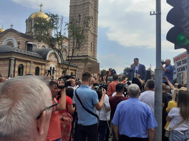 ĐAJIĆ NAJAVIO: U ponedjeljak ponovo protest ispred banjalučke Gradske uprave