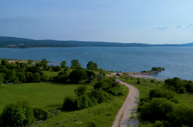 МОРЕ КОЈЕ СУ НАПРАВИЛИ ЉУДИ: Једно од највећих акумулационих језера у Европи на 2 сата од Бањалуке