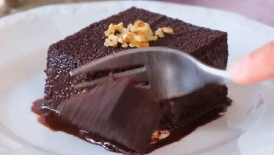 TURSKI KOH: Mokri kolač prepun čokolade, savršen za pauzu uz kafu