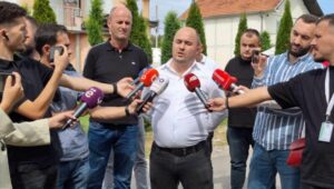 PORODICA UBIJENOG POLICAJCA KURTIJU: Povuci se sa sjevera Kosova i spriječi dalje gubitke života, uključi se u pregovore