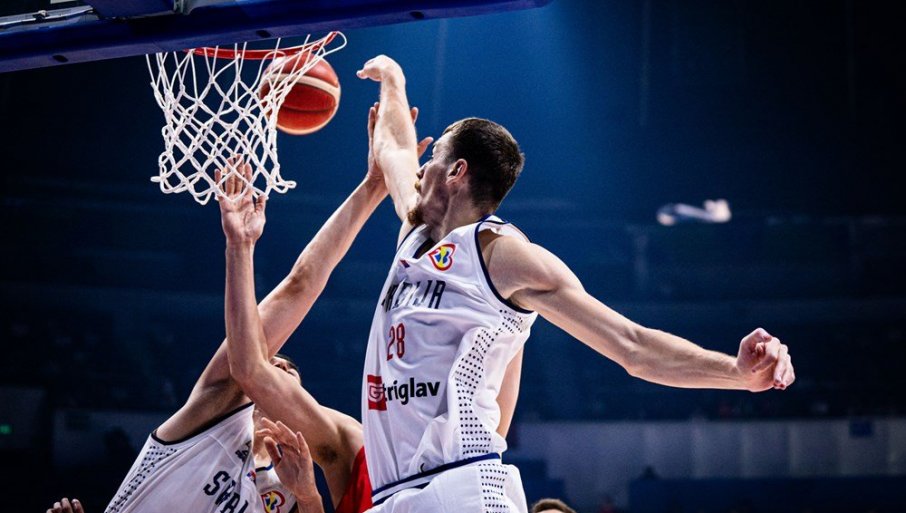 SIMANIĆU ODSTRANJEN BUBREG: Da li će srpski košarkaš ponovo zaigrati košarku?