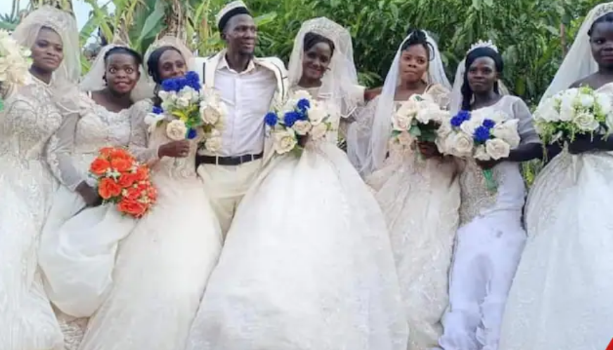 FENOMEN: Muškarac u Ugandi istog dana oženio sedam žena! (FOTO)