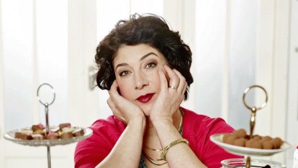 EKSKLUZIVNO – „ČOKOLADA“ MI SE OPET VRAĆA: Džoana Haris, bestseler spisateljica