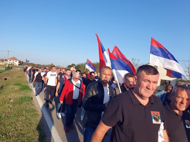 „ОНИ МОРАЈУ БИТИ ОБИЉЕЖЕНИ“ Језиве пријетње из ФБиХ упућене Србима који иду на скуп „Граница постоји“ (ФОТО)