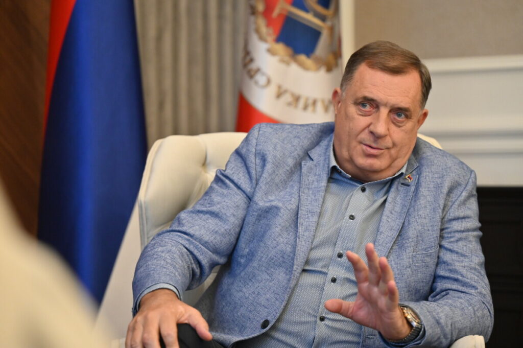 „BORCI SU ZASLUŽNI ZA MIR KOJI DANAS IMAMO“ Dodik čestitao Ostojiću reizbor za predsjednika BORS-a