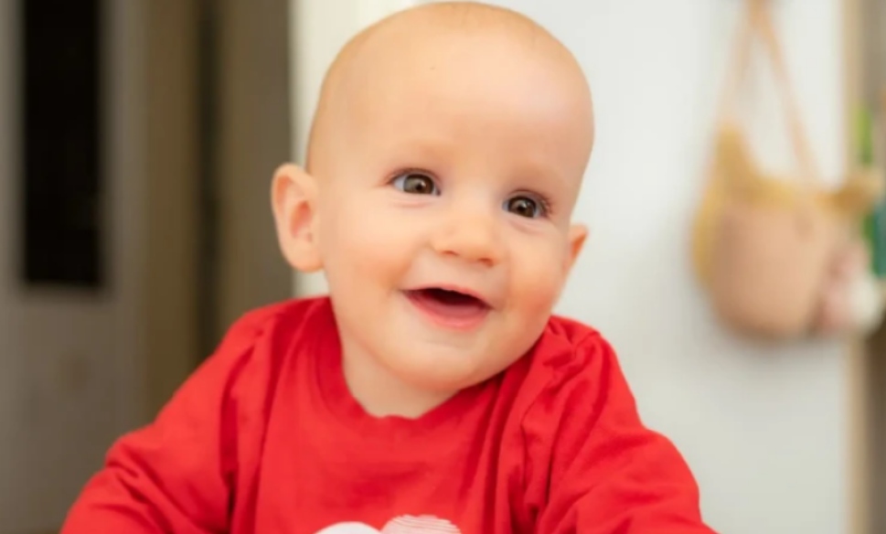 TELEFONE U RUKE: Devetomjesečna beba iz BiH treba našu pomoć