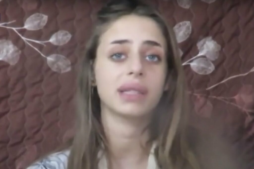 ХАМАС ОБЈАВИО ПРВИ ВИДЕО ТАОЦА: Повријеђена дјевојка тврди да су је оперисали три сата (ВИДЕО)