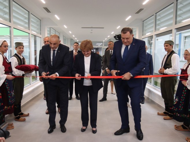 OLAKŠICA ZA GRAĐANE: Dodik, Banjac i Grujičićeva otvorili nove objekte Banje „Mlječanica“ (FOTO)