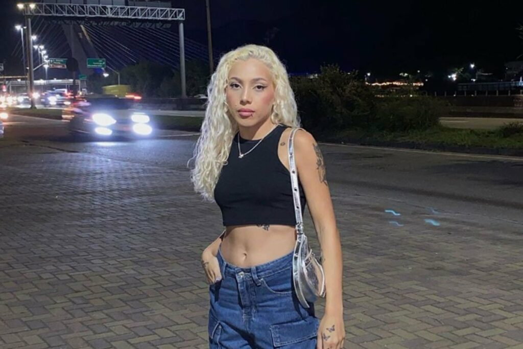 ПРАТИОЦИ У ШОКУ: Позната инфлуенсерка умрла у 25. години