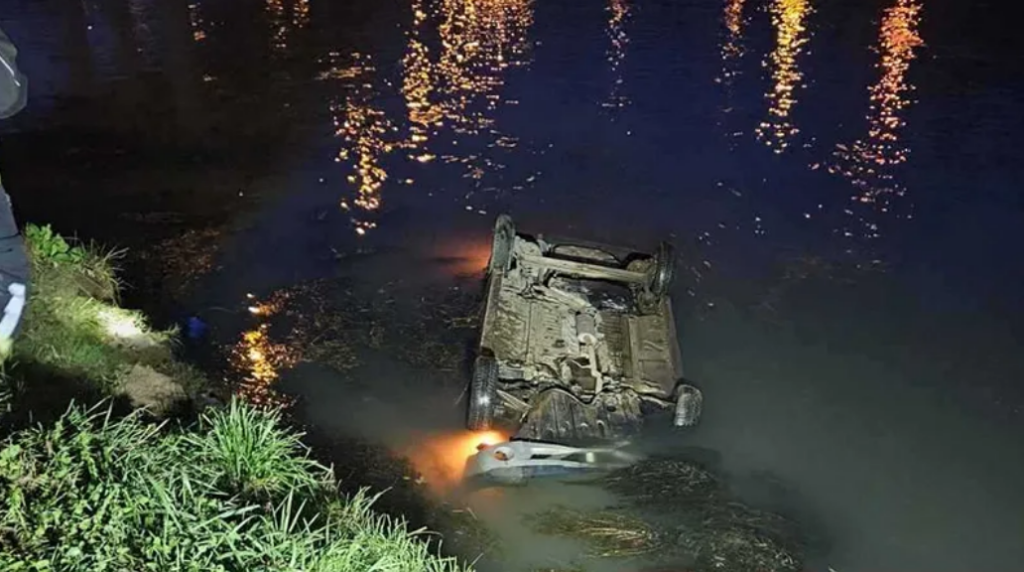 NAGLO SLETIO SA MOSTA: Poznat identitet poginulog muškarca koji je sa automobilom završio u Vrbasu (FOTO)