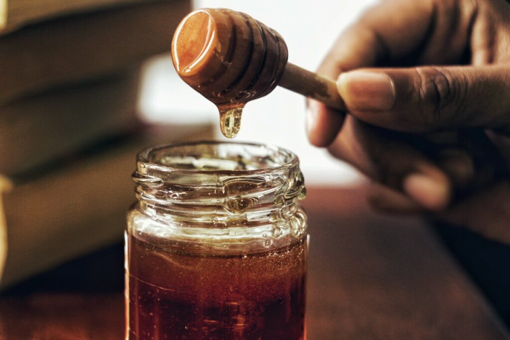 ЛОПОВИ ВОЛЕ И СЛАТКО: Украден мед вриједан 15.000 КМ