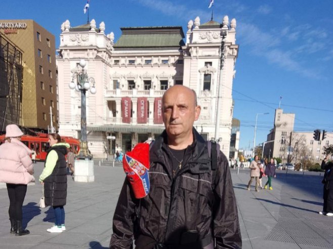 „РАК ЈЕ ИЗЉЕЧИВ“ Бањалучанин и бивши борац ВРС пјешачио до Београда да би наставио лијечење