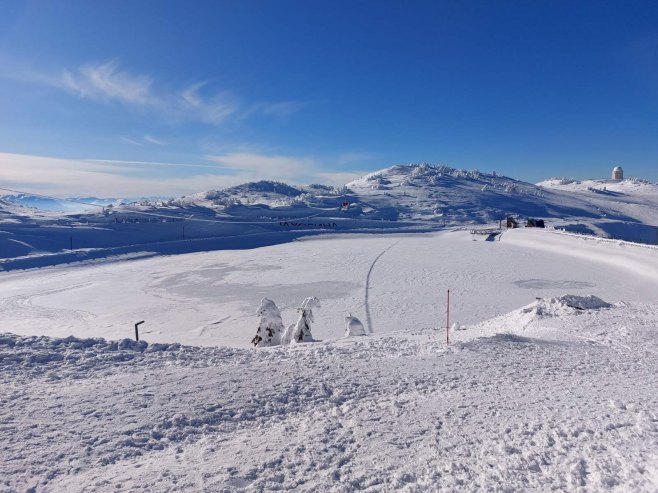 ZIMSKU ČAROLIJU OTVARA KONCERT ZDRAVKA ČOLIĆA: Počinje ski sezona na Jahorini