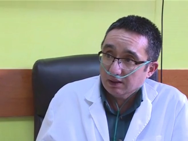 ISHOD JE NEIZVJESTAN: Hrabri doktor Babić iz Trebinja u teškom zdravstvenom stanju