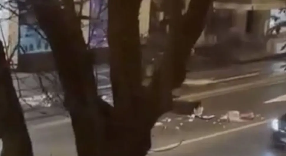 ХАОС У ЗАГРЕБУ: Шутирали канте, ударали аута, заустављали трамвај