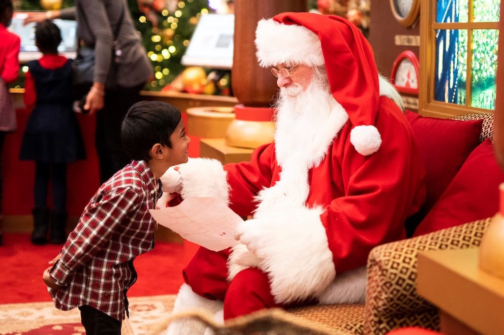PISMO KOJE TOPI SRCA: Dječak (8) iz Prijedora od Djeda Mraza traži samo jedno – „Da nijedno dijete više ne pati“