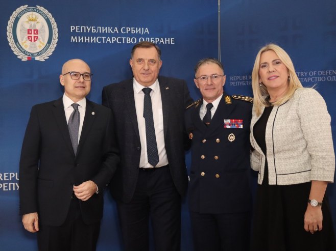 „SRPSKA I SRBIJA OSTAJU JAKE UPRKOS IZAZOVIMA“ Dodik i Cvijanovićeva na svečanom prijemu kod ministra Vučevića