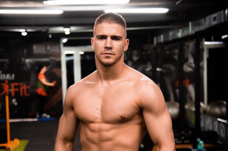 „SPREMA SE LIKVIDACIJA“ Srpskom MMA borcu upali u stan i pretukli djevojku (VIDEO)