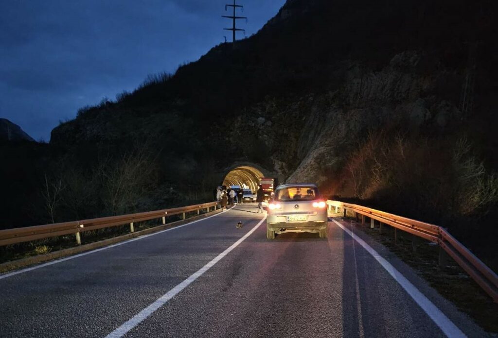 POGINUO VOZAČ AUTOMOBILA: Poznati detalji nesreće kod tunela Vidikovac