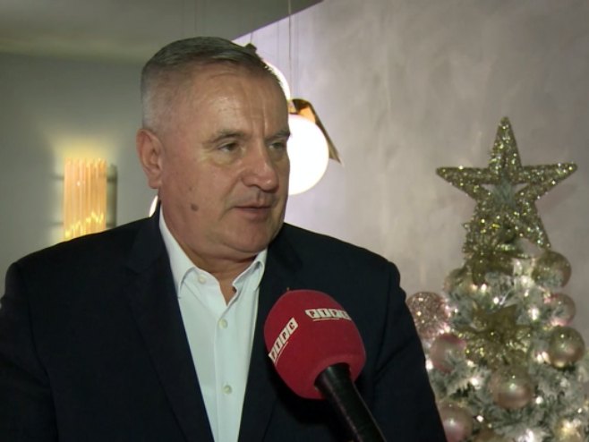 „ТРЕБАЈУ НАМ ЈЕДИНСТВО И САБОРНОСТ“ Вишковић – Нека нам на првом мјесту буде Република Српска