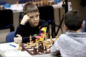 СРПСКО ЧУДО ОД ДЈЕТЕТА: Осмогодишњи Леонид исписао историју шаха и постао најмлађи играч свих времена (ФОТО/ВИДЕО)