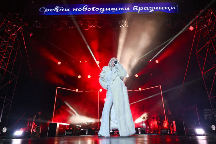 СПЕКТАКЛ У БАЊАЛУЦИ: Лепа Брена одржала величанствен концерт (ФОТО)