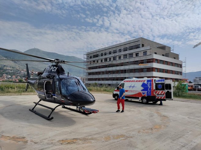 HELIKOPTERSKI SERVIS U AKCIJI: Dva pacijenta prevezena iz Trebinja u Banjaluku