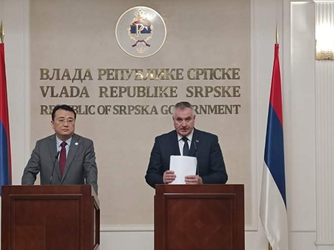 VRIJEDAN 100 MILIONA EVRA: Višković potpisao Memorandum o rekonstrukciji dijela puta Foča – Šćepan Polje