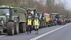 PROTEST FARMERA DUŽ ČEŠKE GRANICE: Blokiraju prelaze i traže promjenu politike EU