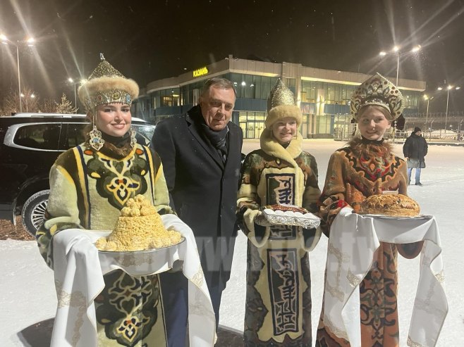POSEBNO DOČEKAN PREDSJEDNIK SRPSKE: Dodik stigao u Kazanj