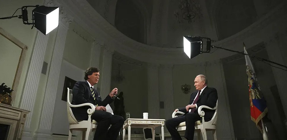 ЦИФРЕ САМО РАСТУ: Путинов интервју Карлсону сакупио око милијарду прегледа