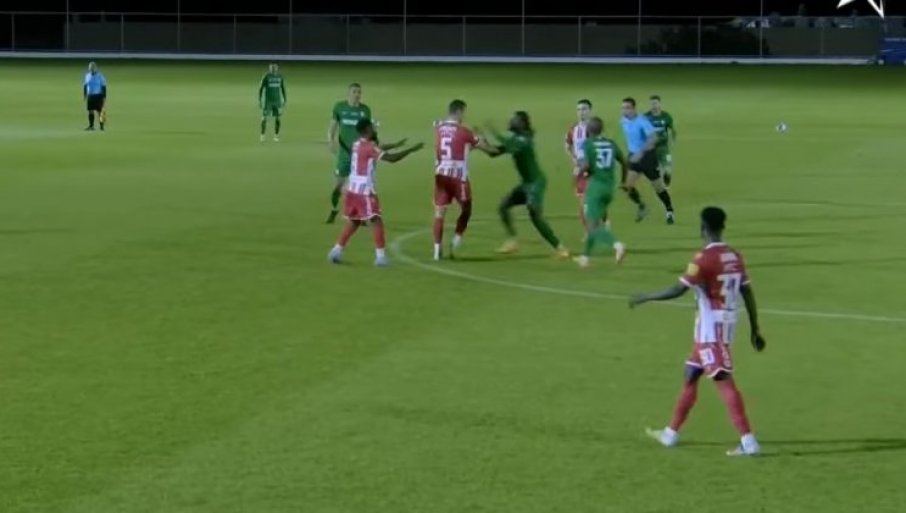 HAOS NA KIPRU: Zvezdin meč prekinut zbog tuče, Milojević povukao ekipu sa terena (VIDEO)