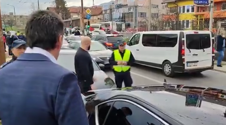 INCIDENT ISPRED SUDA BiH: Sukobili se Nedeljko Elek i policajac, oglasio se i Ramo Isak (VIDEO)